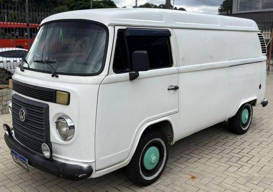 VOLKSWAGEN KOMBI 1.4 MI FURGÃO 8V FLEX 3P MANUAL VOLKSWAGEN KOMBI 1.4 MI FURGÃO 8V FLEX 3P MANUAL